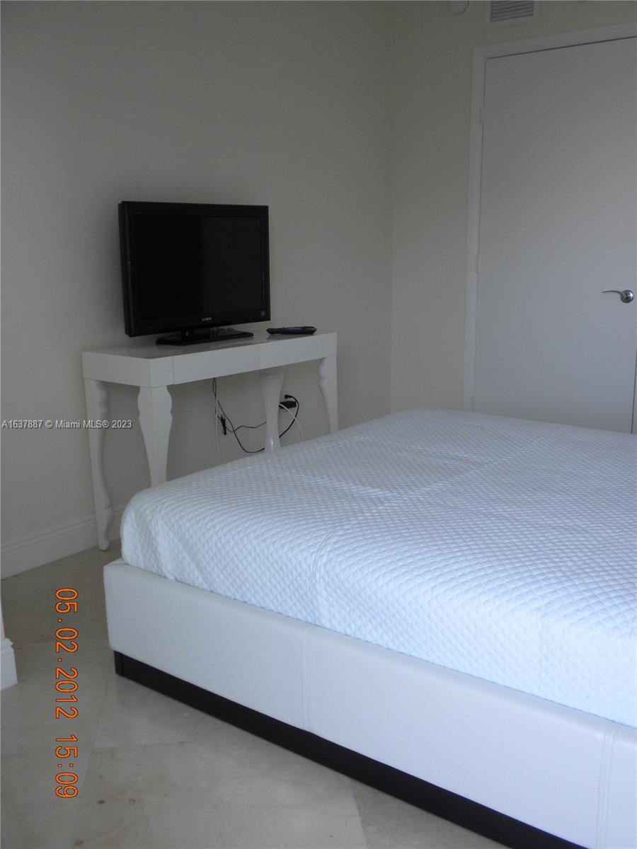 BEACH CLUB TWO - Residential Lease