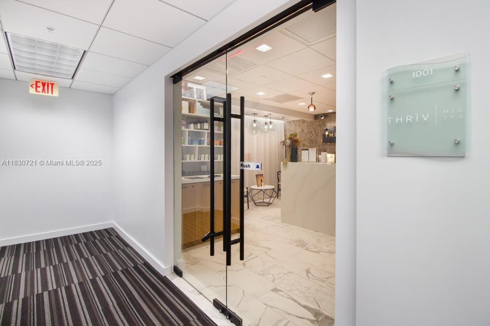 Beautifully finished medical office space in the heart of Brickell.? Easy parking for tenants and guests.? Turnkey medical, no buildout or change of use needed.?