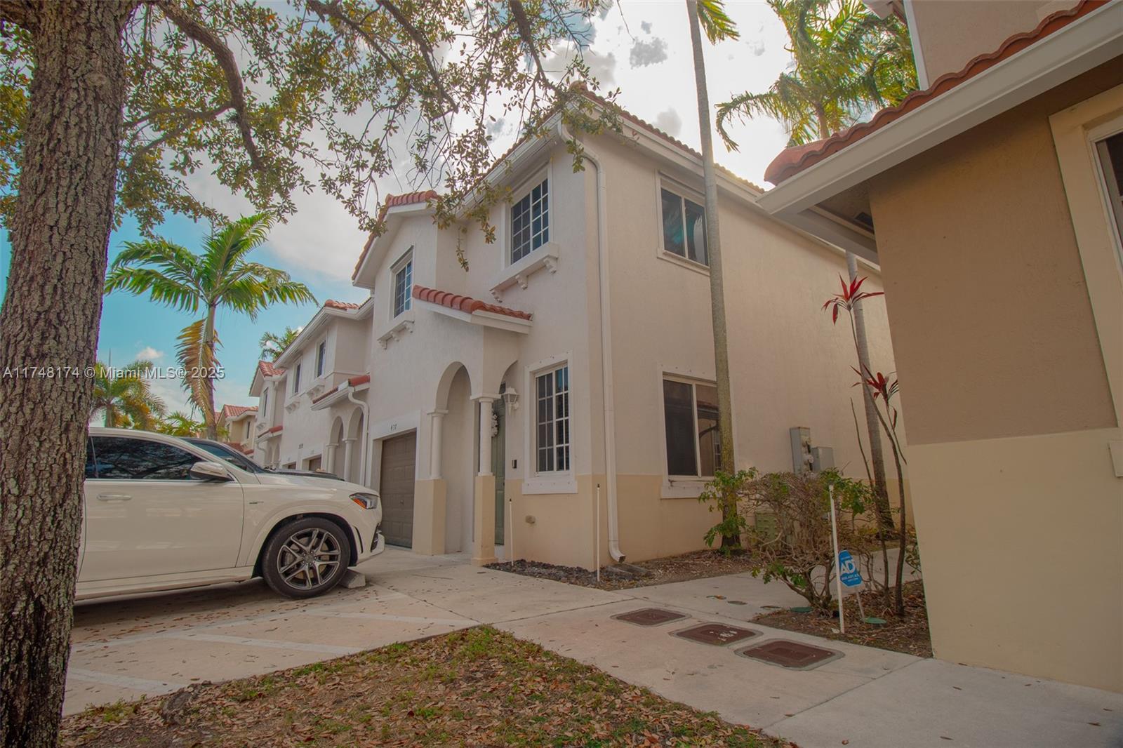 Property for Sale at 21119 Nw 14th Pl 437, Miami Gardens, Broward County, Florida - Bedrooms: 4 
Bathrooms: 3  - $420,000