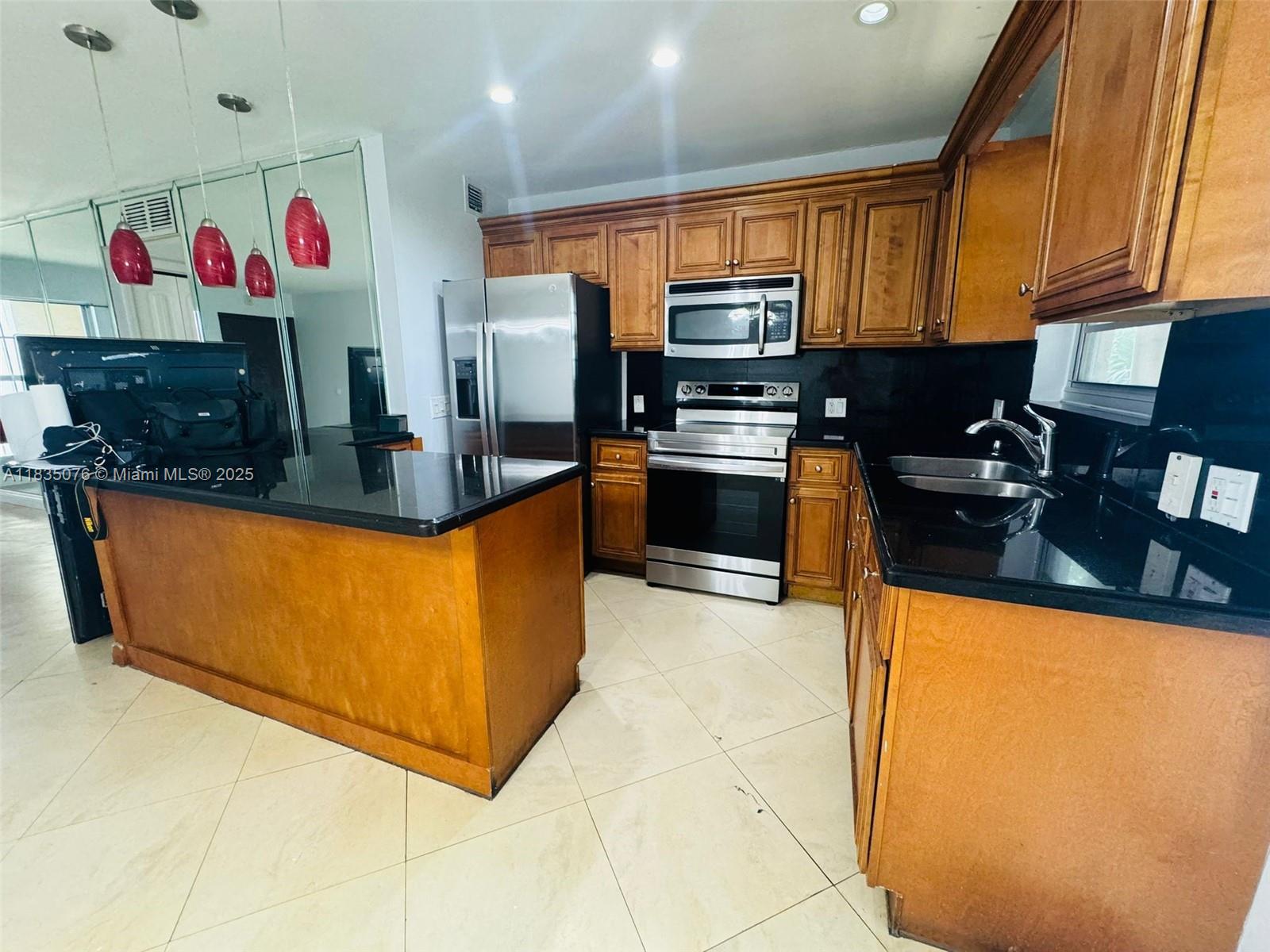 10850 W Flagler St D315