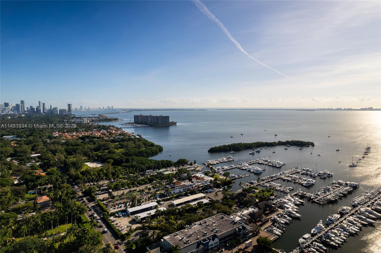 GROVENOR HOUSE CONDO - Residential