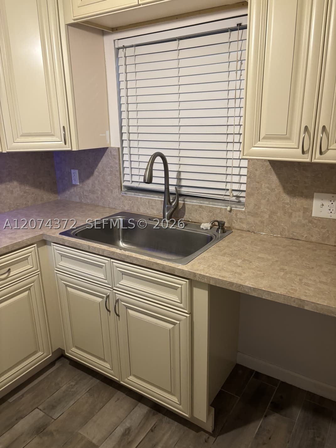 9471 Evergreen Pl 106