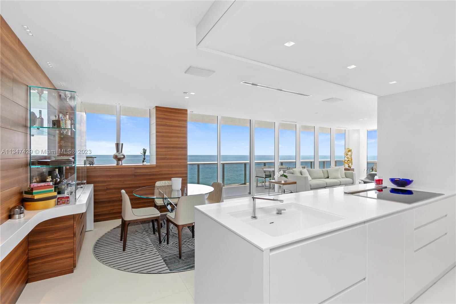 MEI CONDO - Residential