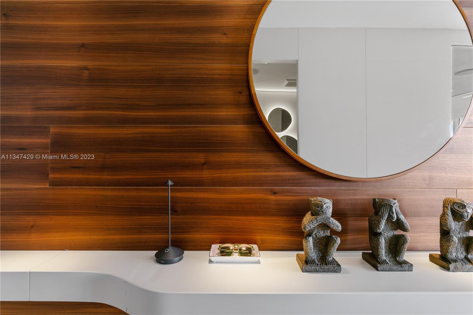 MEI CONDO - Residential