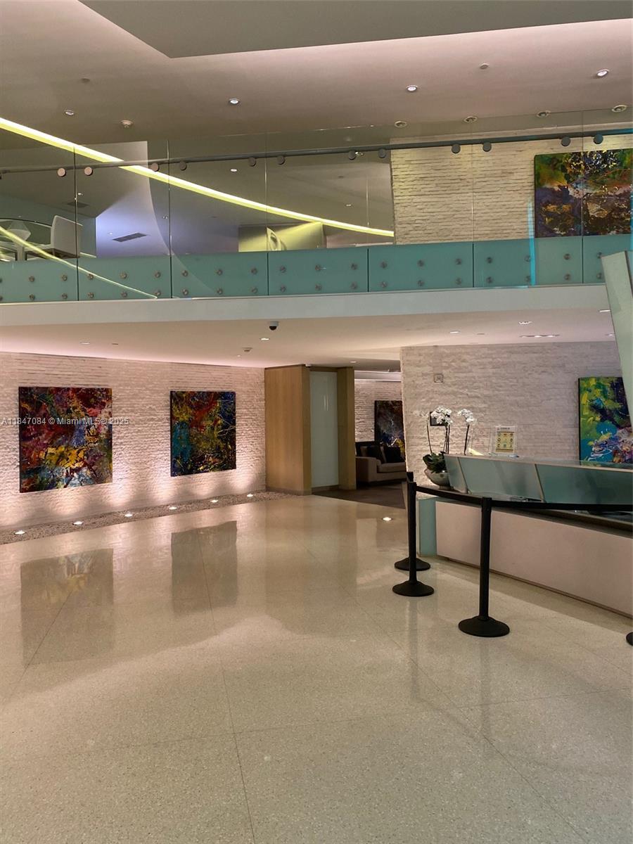 MINT CONDO - Residential Lease