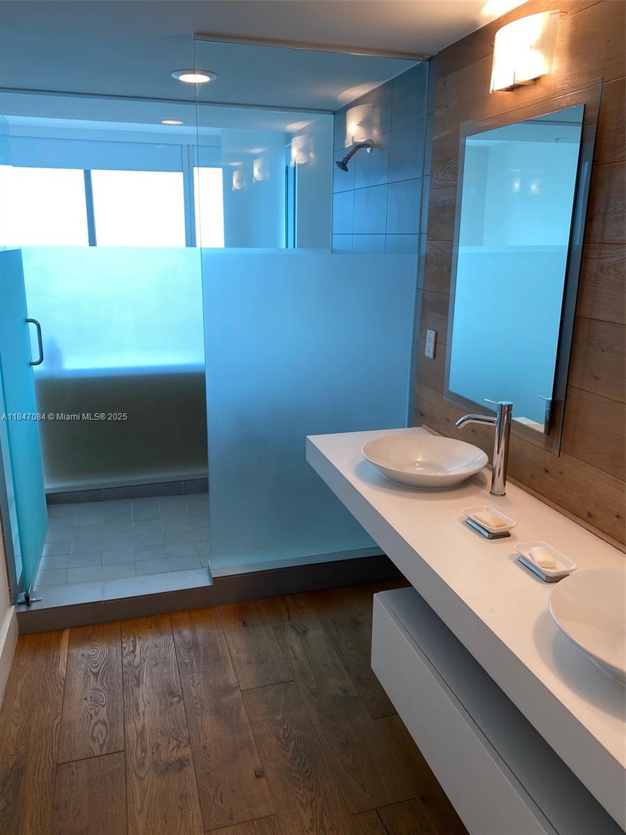 MINT CONDO - Residential Lease