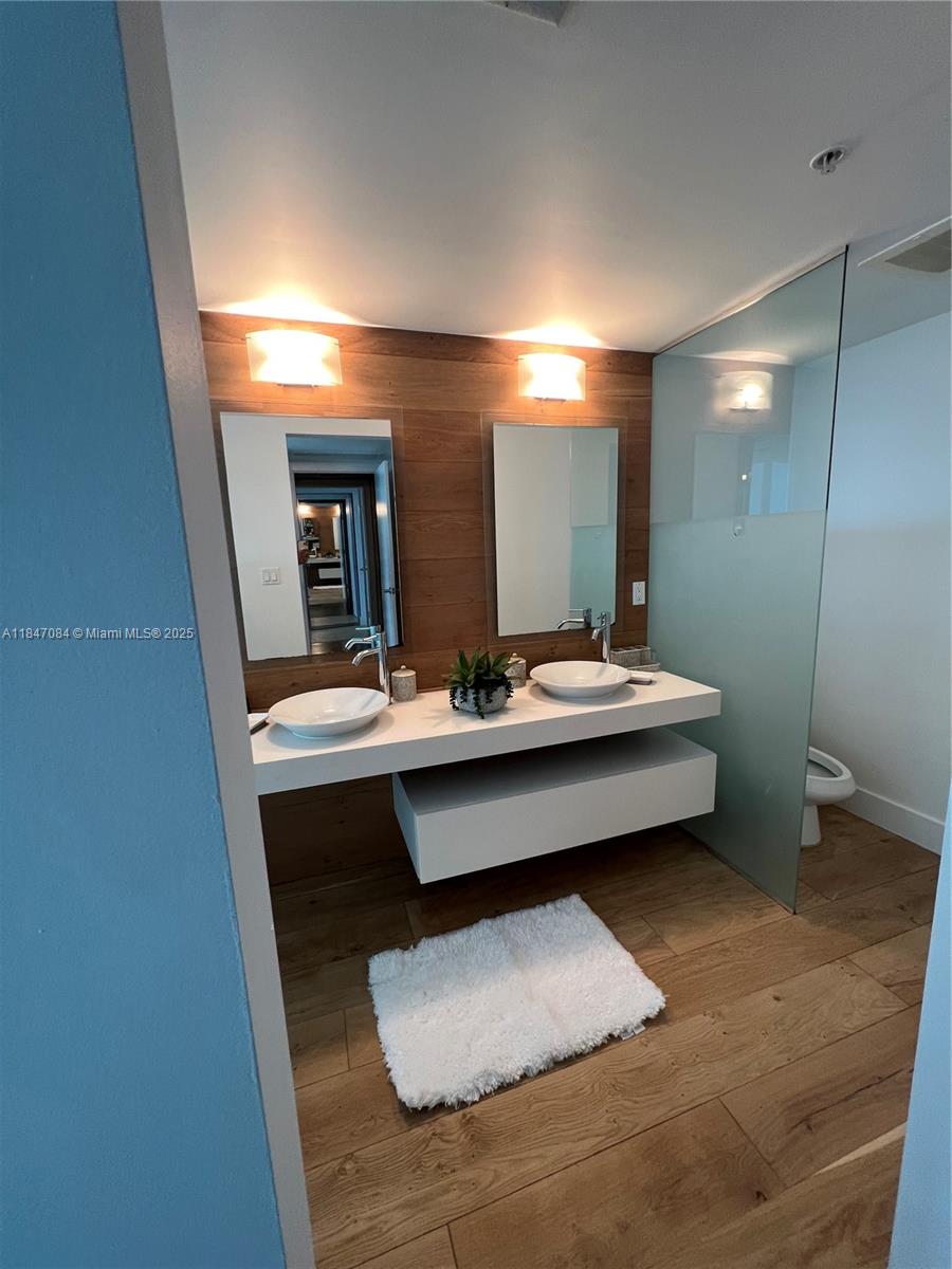 MINT CONDO - Residential Lease