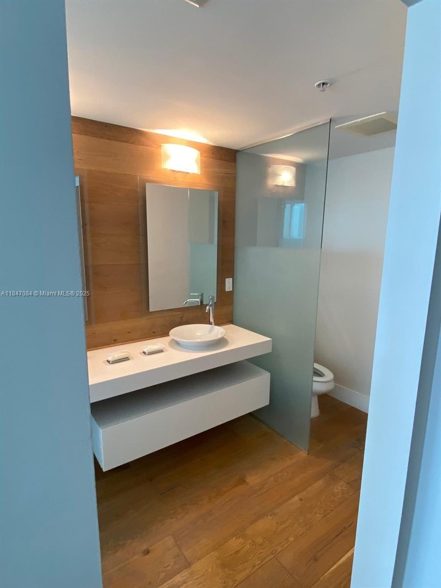 MINT CONDO - Residential Lease