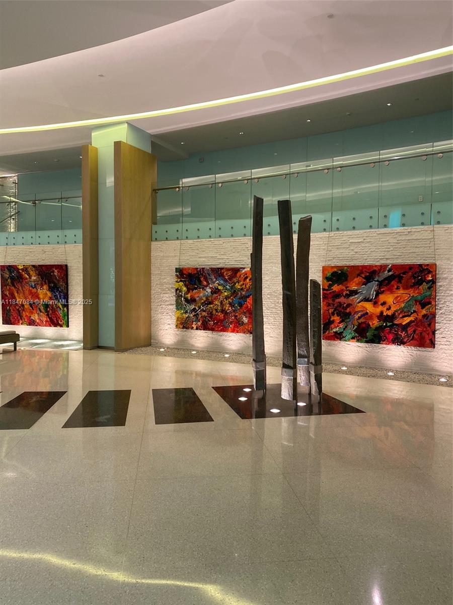 MINT CONDO - Residential Lease