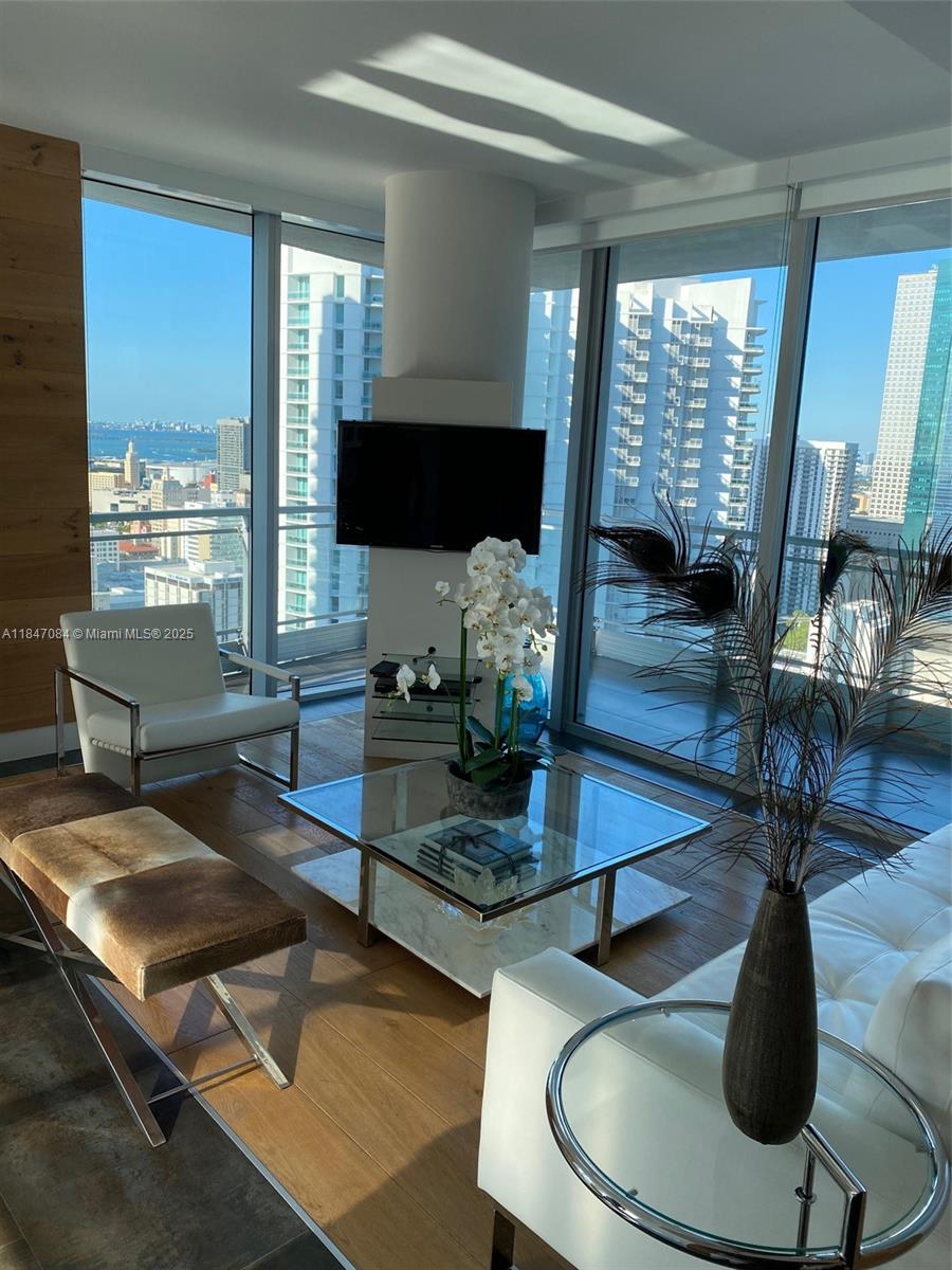 MINT CONDO - Residential Lease