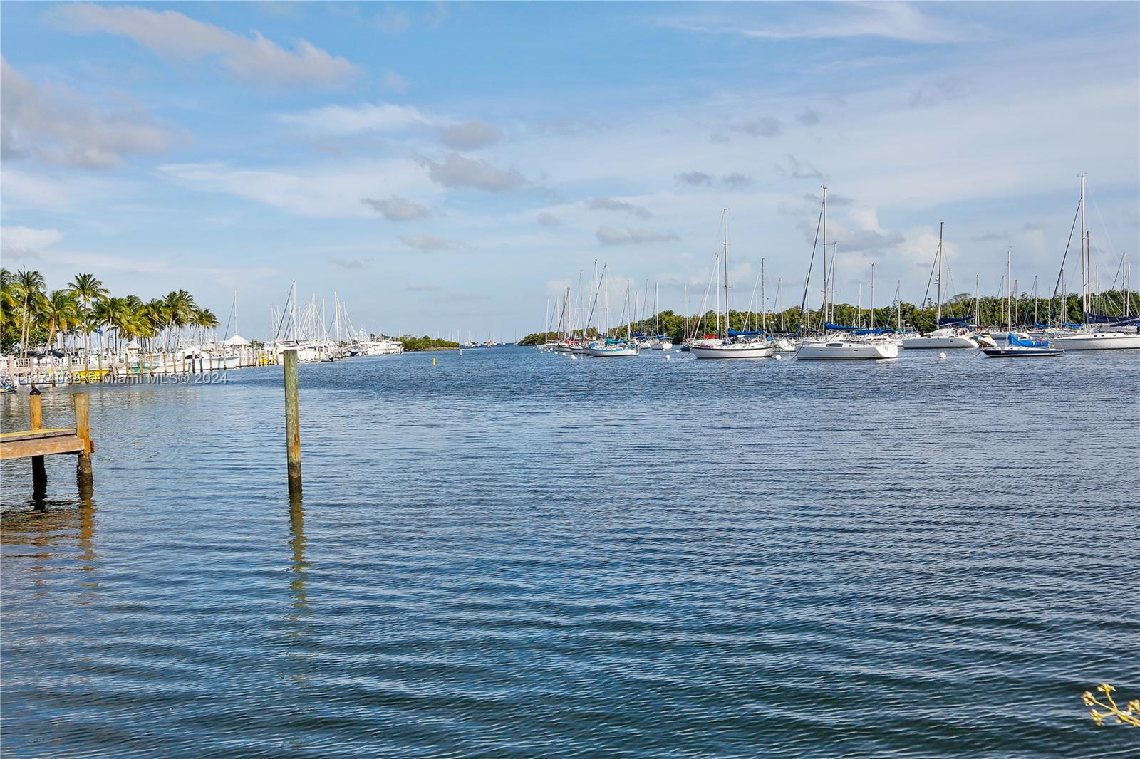 YACHT HARBOUR CONDO - Residential