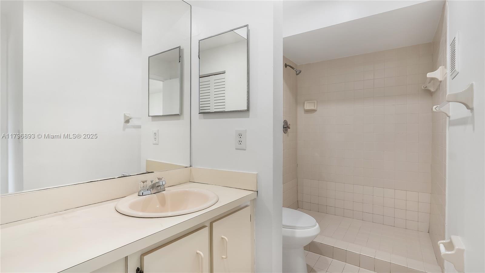 CARMEL LAKES CONDO NO 4 - Residential