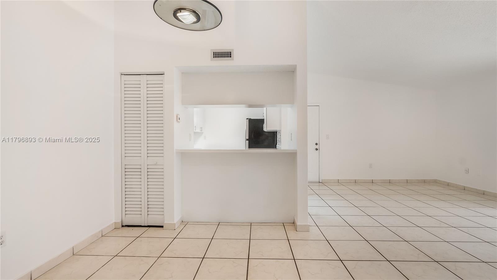 CARMEL LAKES CONDO NO 4 - Residential