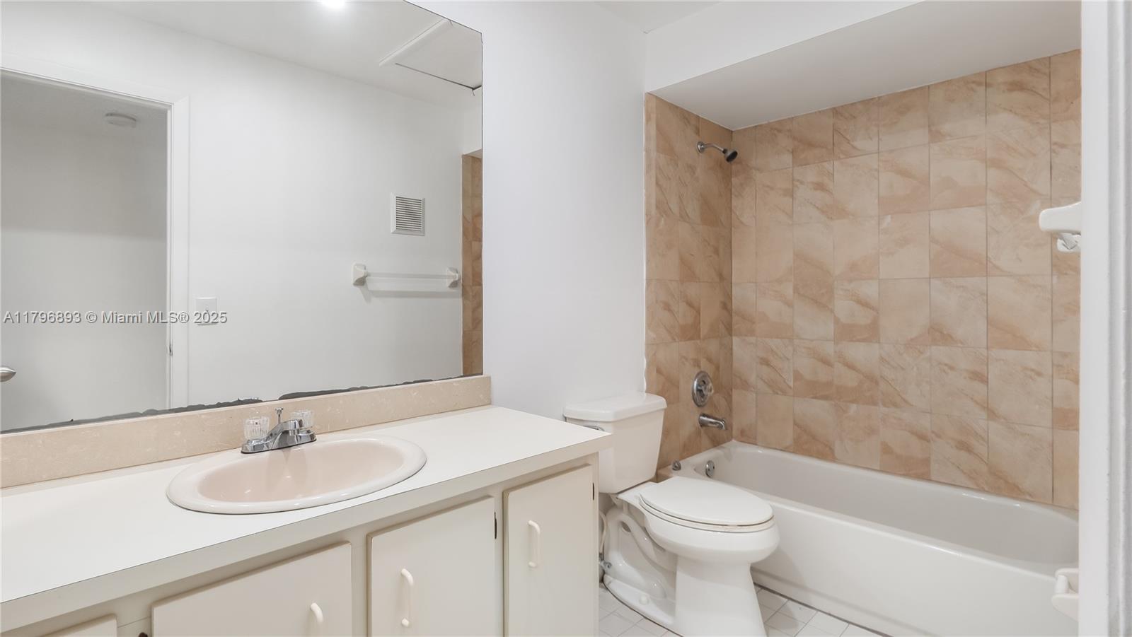 CARMEL LAKES CONDO NO 4 - Residential