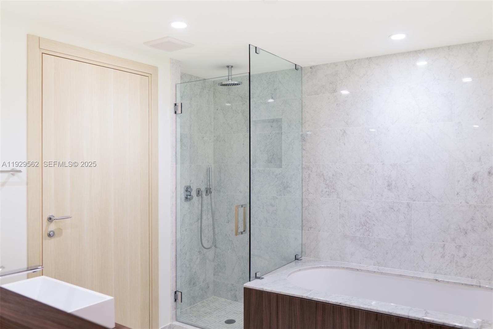 BRICKELL FLATIRON CONDO - Residential Lease