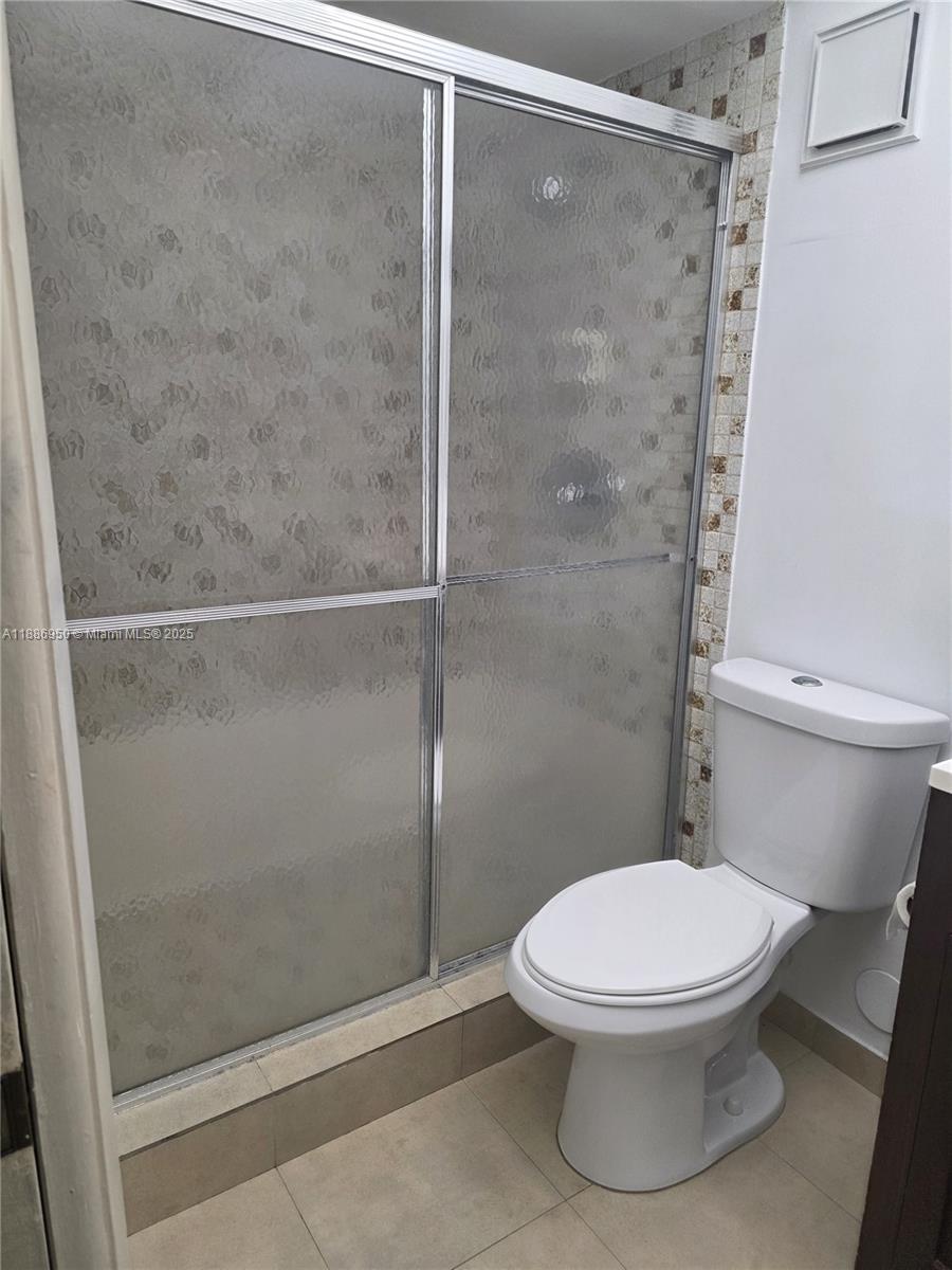 HORIZONS WEST CONDO #2 - Residential Lease