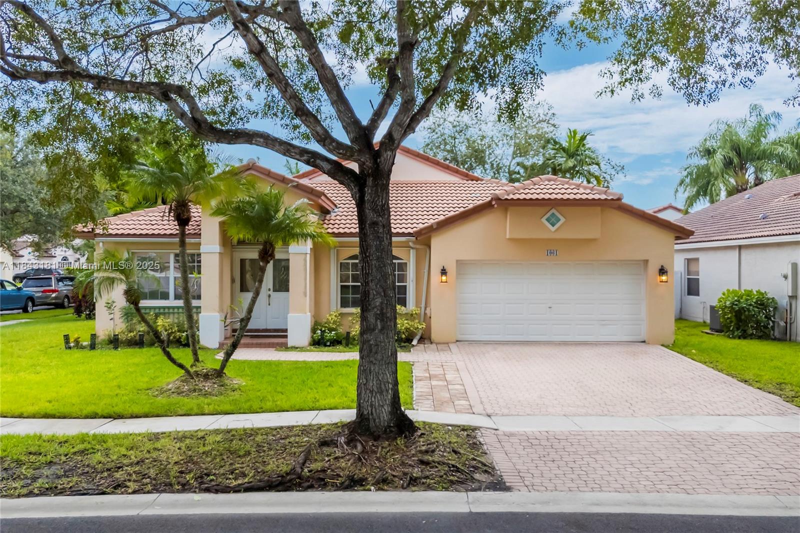 Situated on a spacious corner lot in Chapel Lake Estates, this 4-bedroom, 2-bath home blends comfort and style in a single-story layout. Bright and open with high ceilings, it features a MODERN, large and OPEN KITCHEN with quartz counters, stainless steel appliances, and wood cabinetry. Split floor plan. The primary suite includes a large bath with dual sinks and a jetted tub. Exterior features fenced in yard with screened in patio. Well-maintained with thoughtful upgrades throughout, this home is move-in ready. Great location with A-rated schools, parks & Chapel Trail Nature preserve! HOA includes fiber high speed internet & cable and sprinklers.