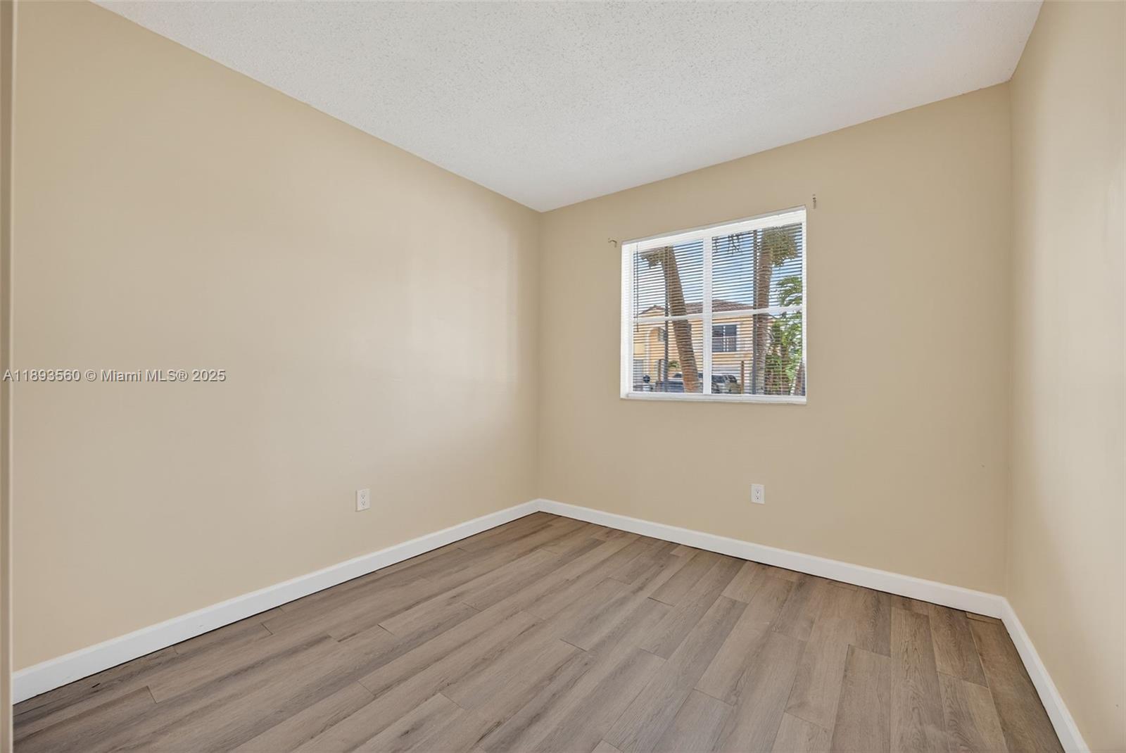 GROVE AT WATERSTONE - Residential Lease