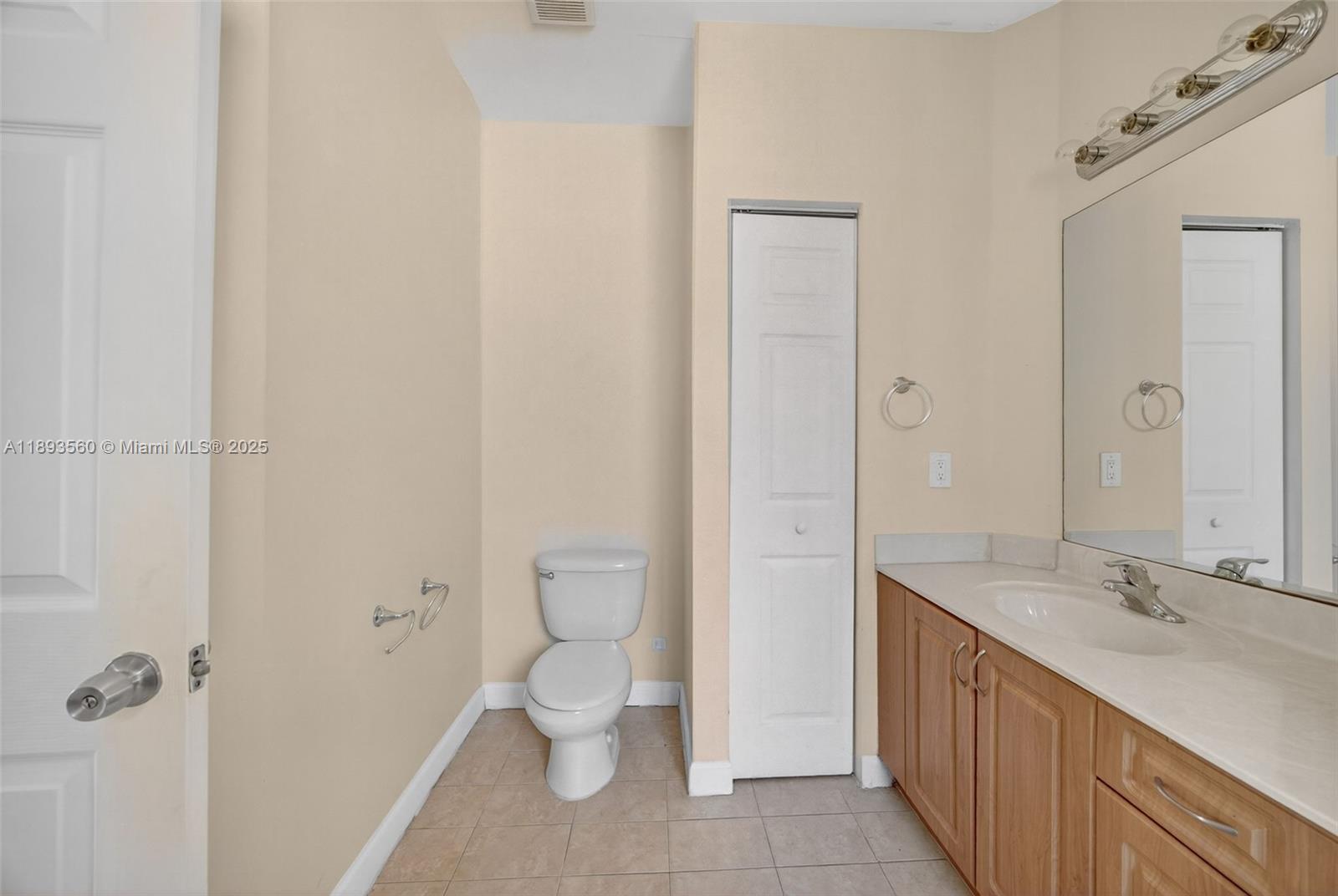 GROVE AT WATERSTONE - Residential Lease
