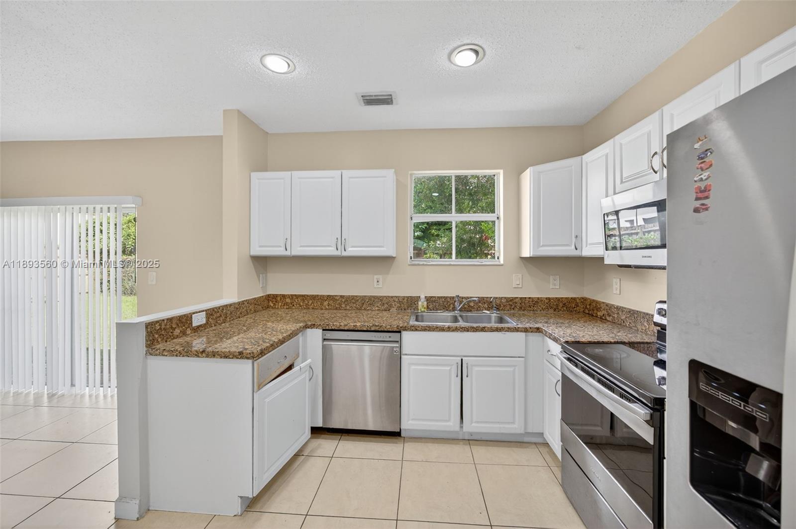 GROVE AT WATERSTONE - Residential Lease