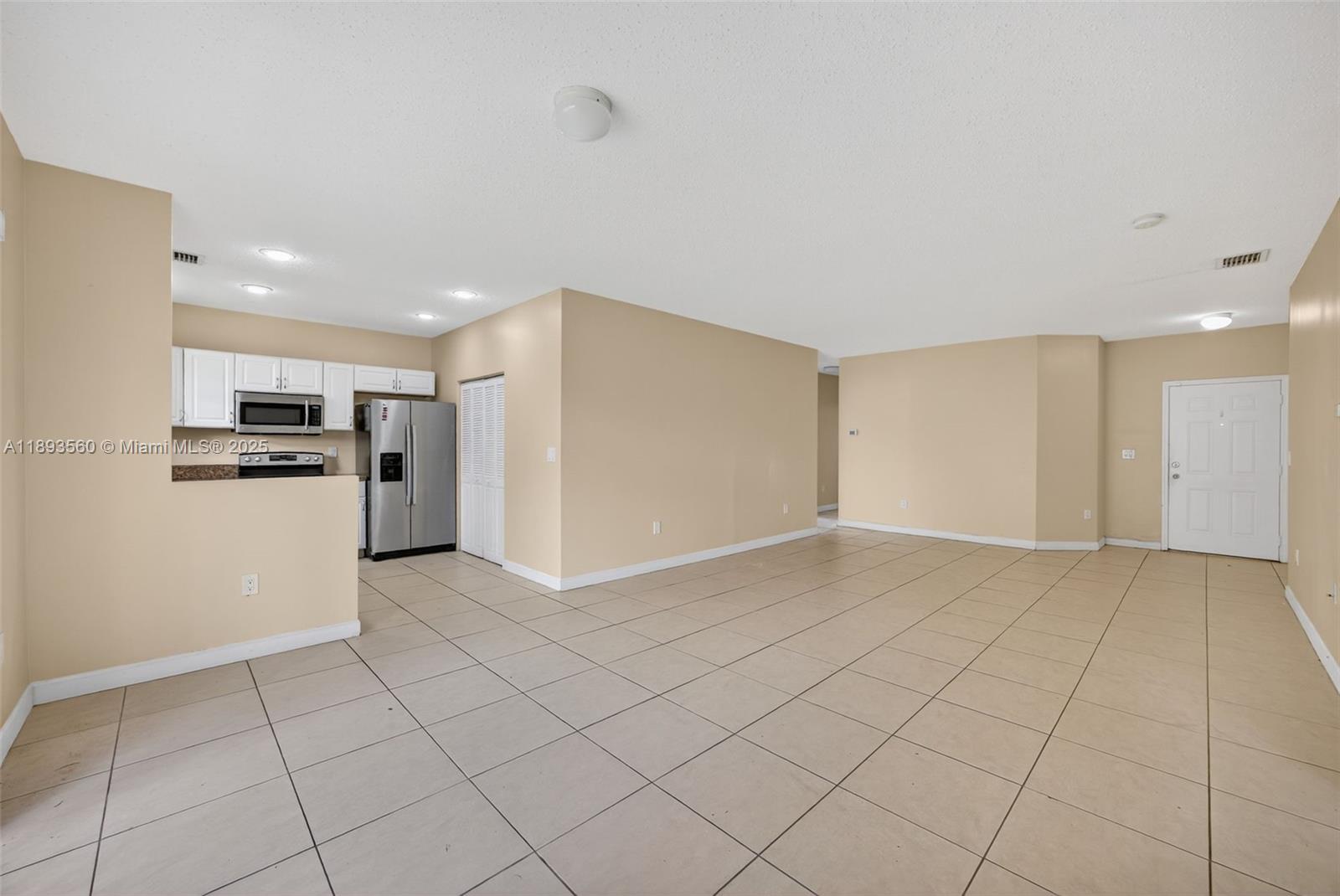 GROVE AT WATERSTONE - Residential Lease