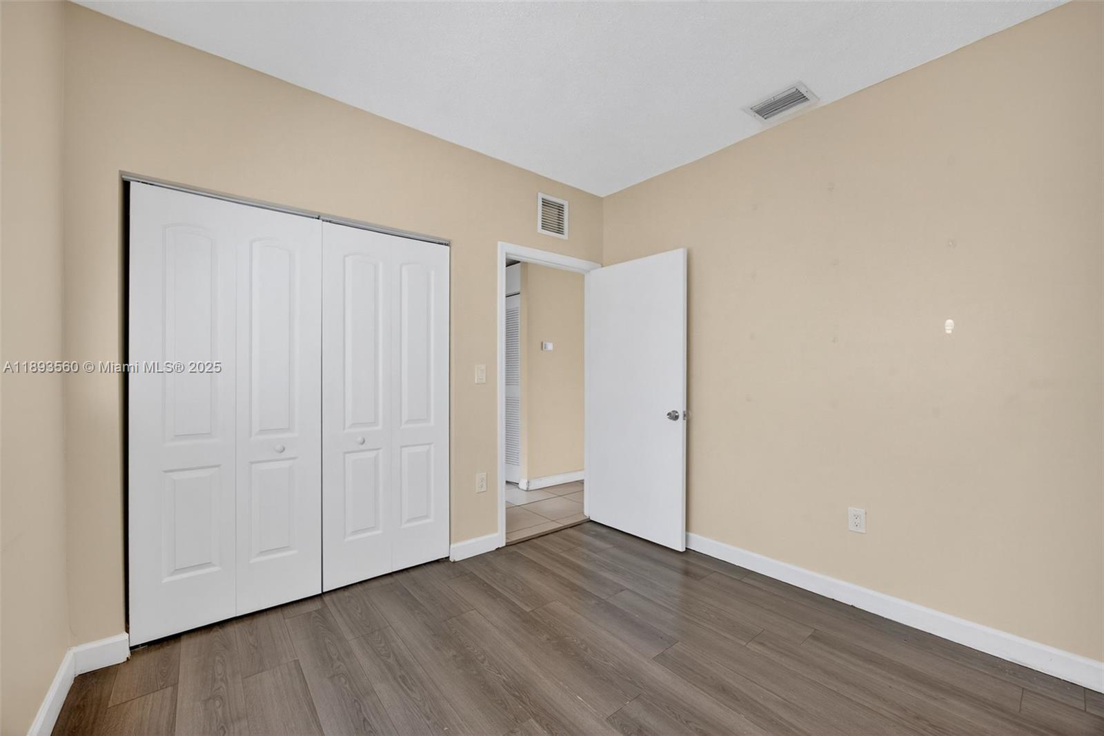 GROVE AT WATERSTONE - Residential Lease