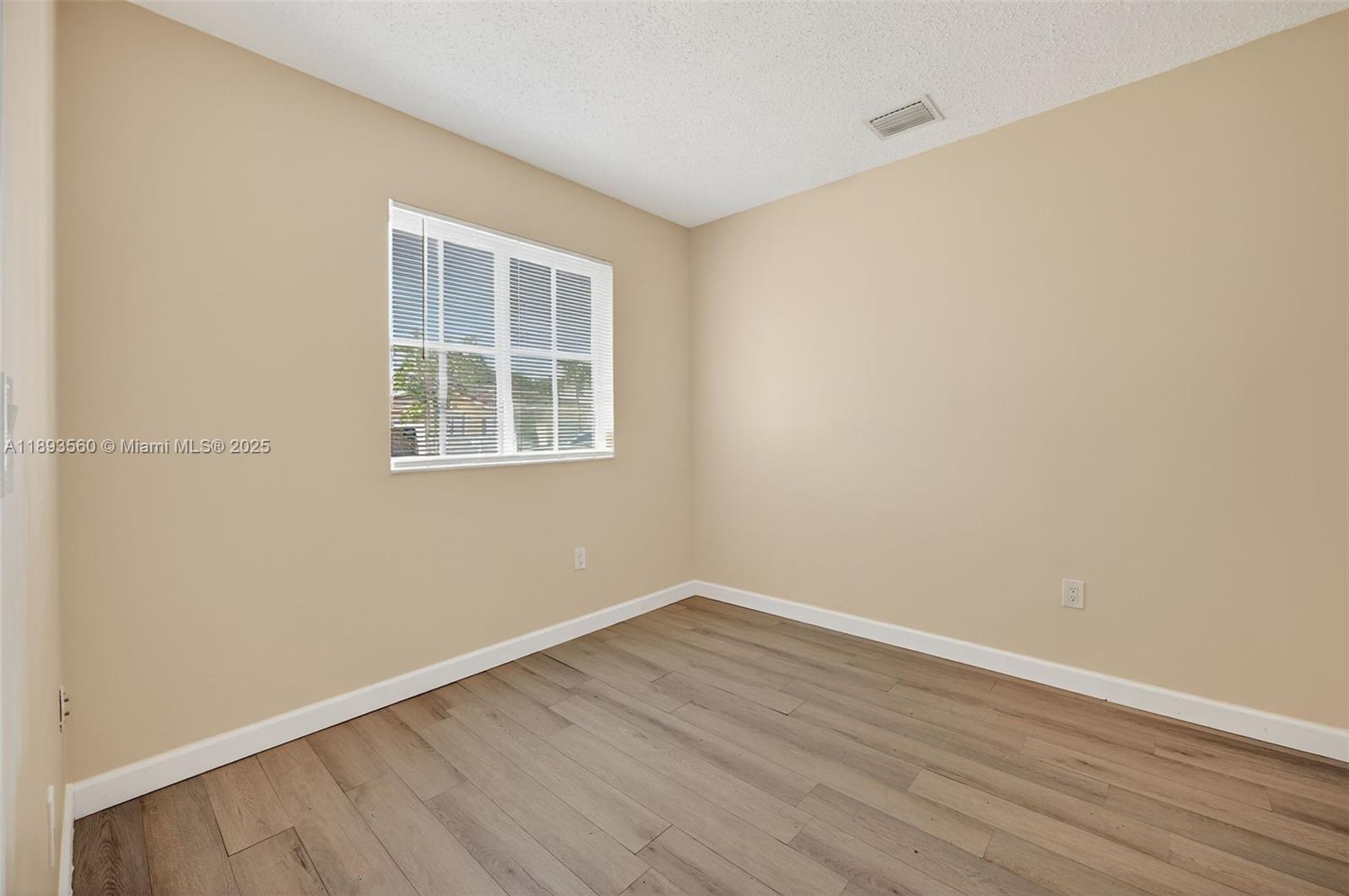 GROVE AT WATERSTONE - Residential Lease