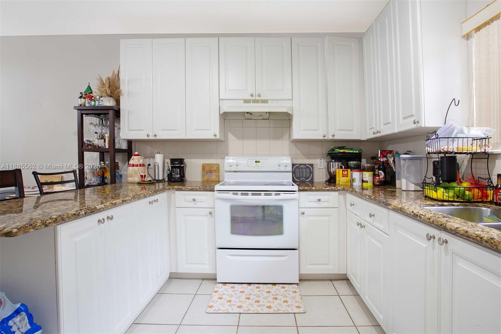 WASHINGTON PALMS CONDO - Residential
