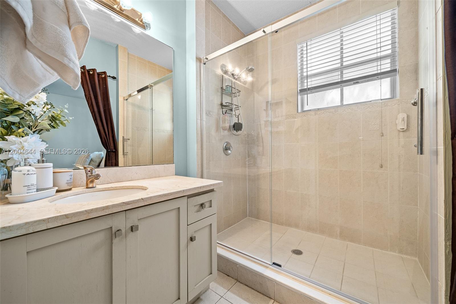 VILLAS AT HARBOR ISLES CO - Residential