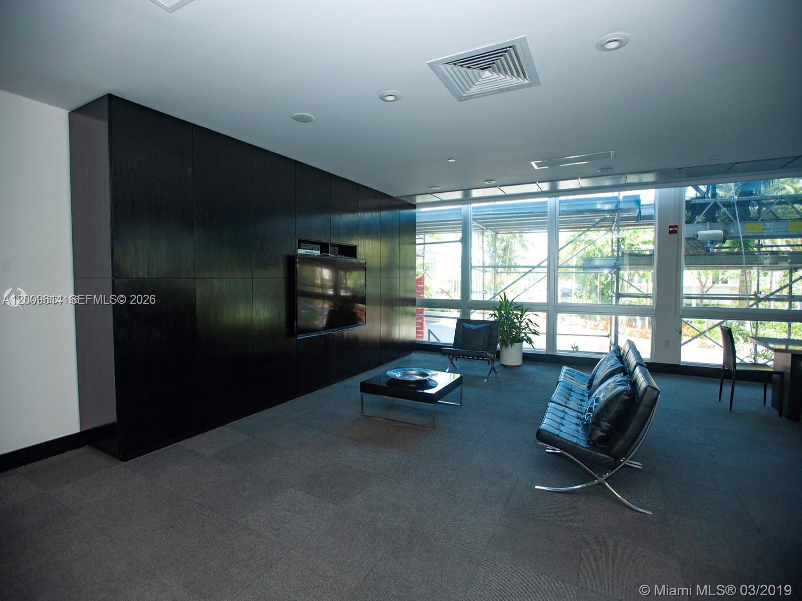 MIRADOR 1200 CONDO - Residential