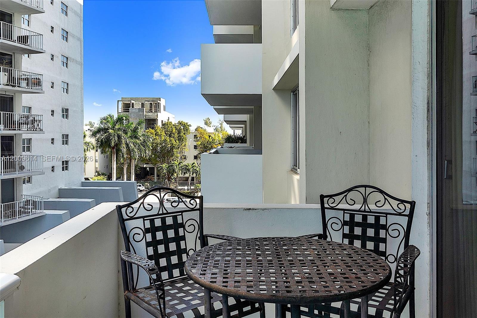 MIRADOR 1200 CONDO - Residential