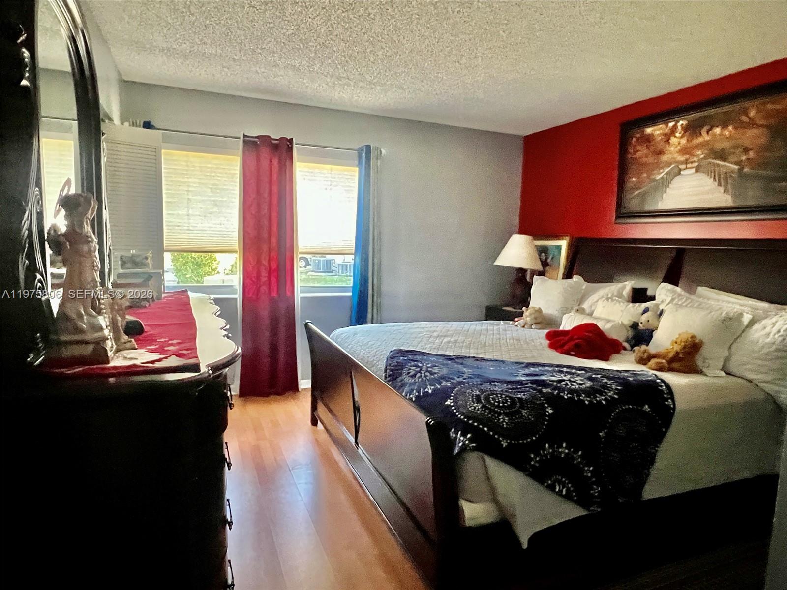 PINE RIDGE SOUTH IV CONDO - Residential