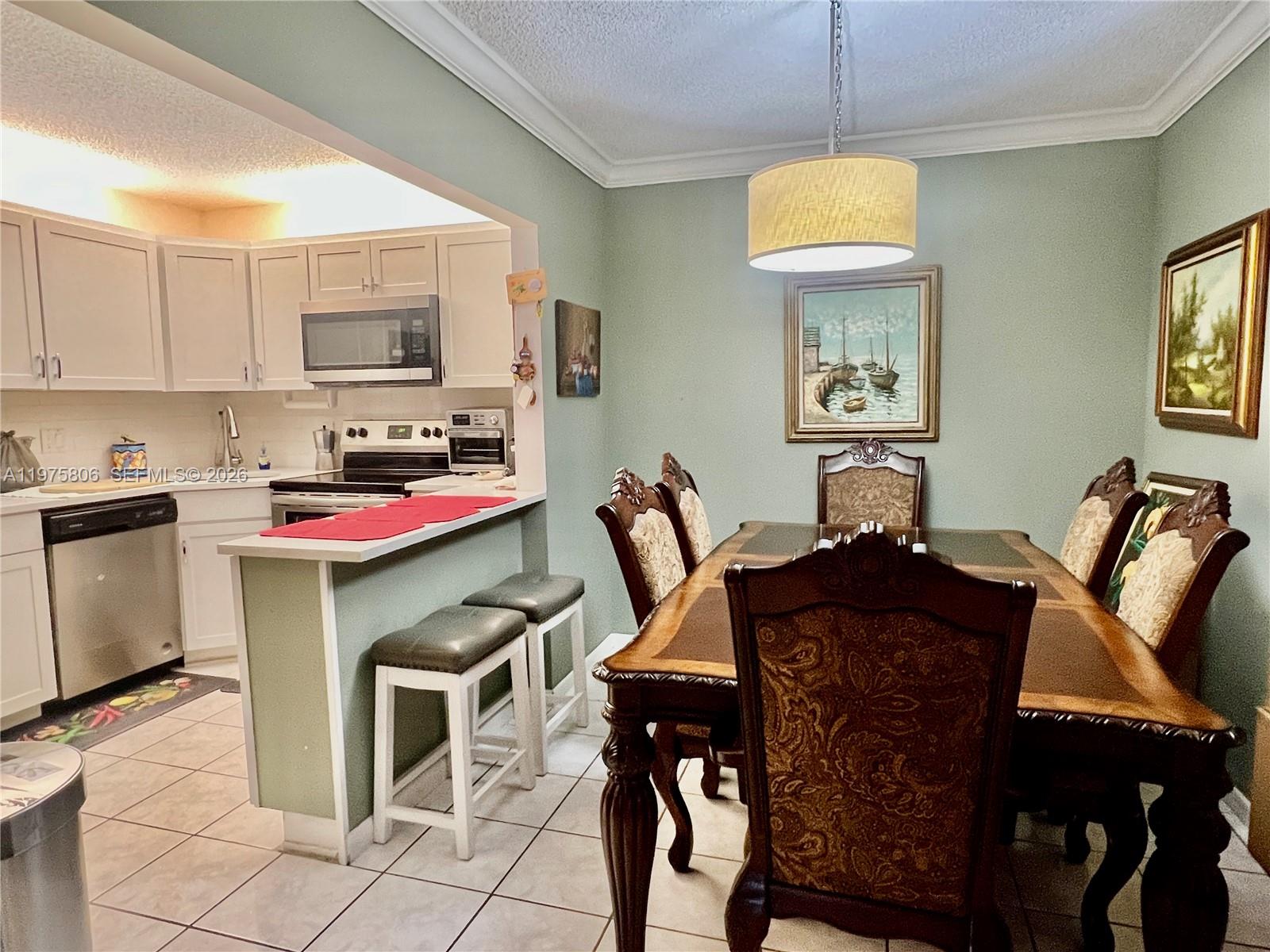 PINE RIDGE SOUTH IV CONDO - Residential