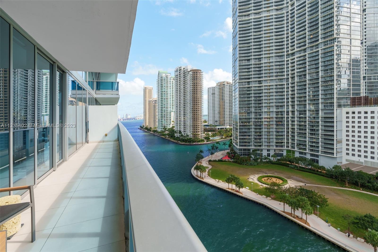 AVAILABLE NOW! UNFURNISHED! Luxury Lease at Epic Residences! This loft-style waterfront townhouse boasts 2 spacious bedrooms + den, 2.5 baths, 2 spacious terraces overlooking Brickell & the Miami River, double height ceilings, floor-to-ceiling impact windows, porcelanto floors, eat-in kitchen, & primary suite w/ balcony access, dual sinks & jacuzzi tub! Epic is a full service luxury building offering 5-star spa & amenities, valet parking, renowned restaurant "Zuma", & close proximity to all that Brickell & Downtown Miami has to offer! Enjoy being moments away from Brickell City Centre, The Adrienne Arsht Center, museums, parks, world-class restaurants, Miami-Dade Arena, cultural events, & some of the city's best entertainment! 2 blocks from Whole Foods, & 1 block away from movie theater!