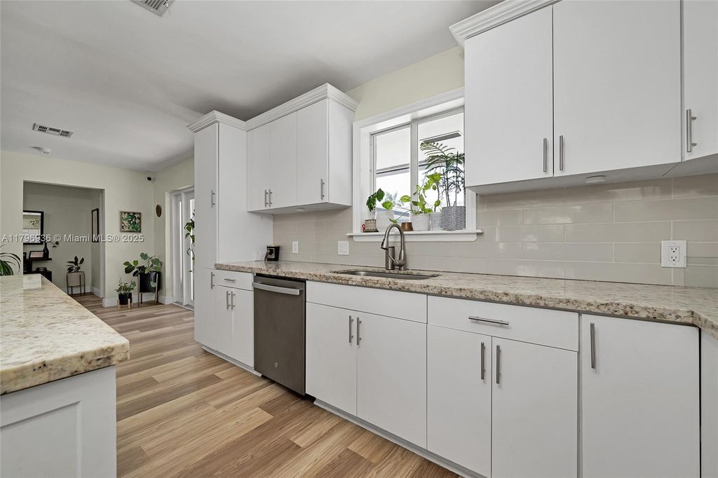 Photo of 2221 N 46th Ave, Hollywood, FL 33021 (MLS # A11796936)