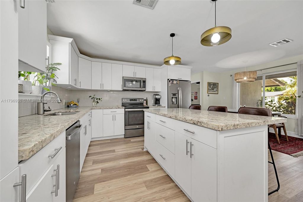 Photo of 2221 N 46th Ave, Hollywood, FL 33021 (MLS # A11796936)