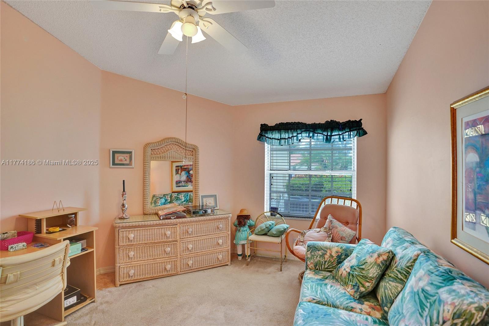 FLORAL LAKES 1 - Residential