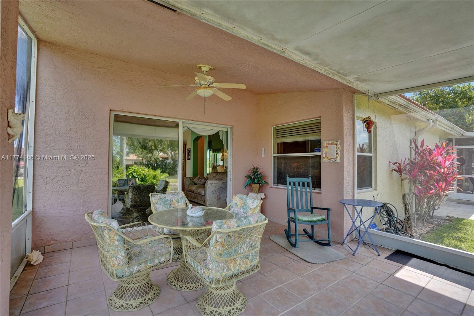 FLORAL LAKES 1 - Residential