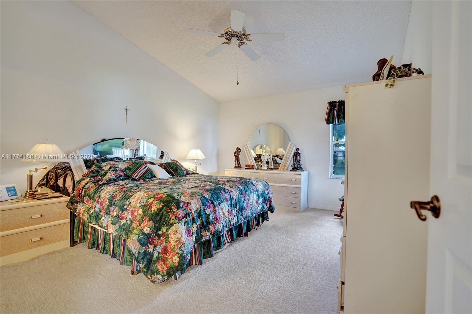 FLORAL LAKES 1 - Residential