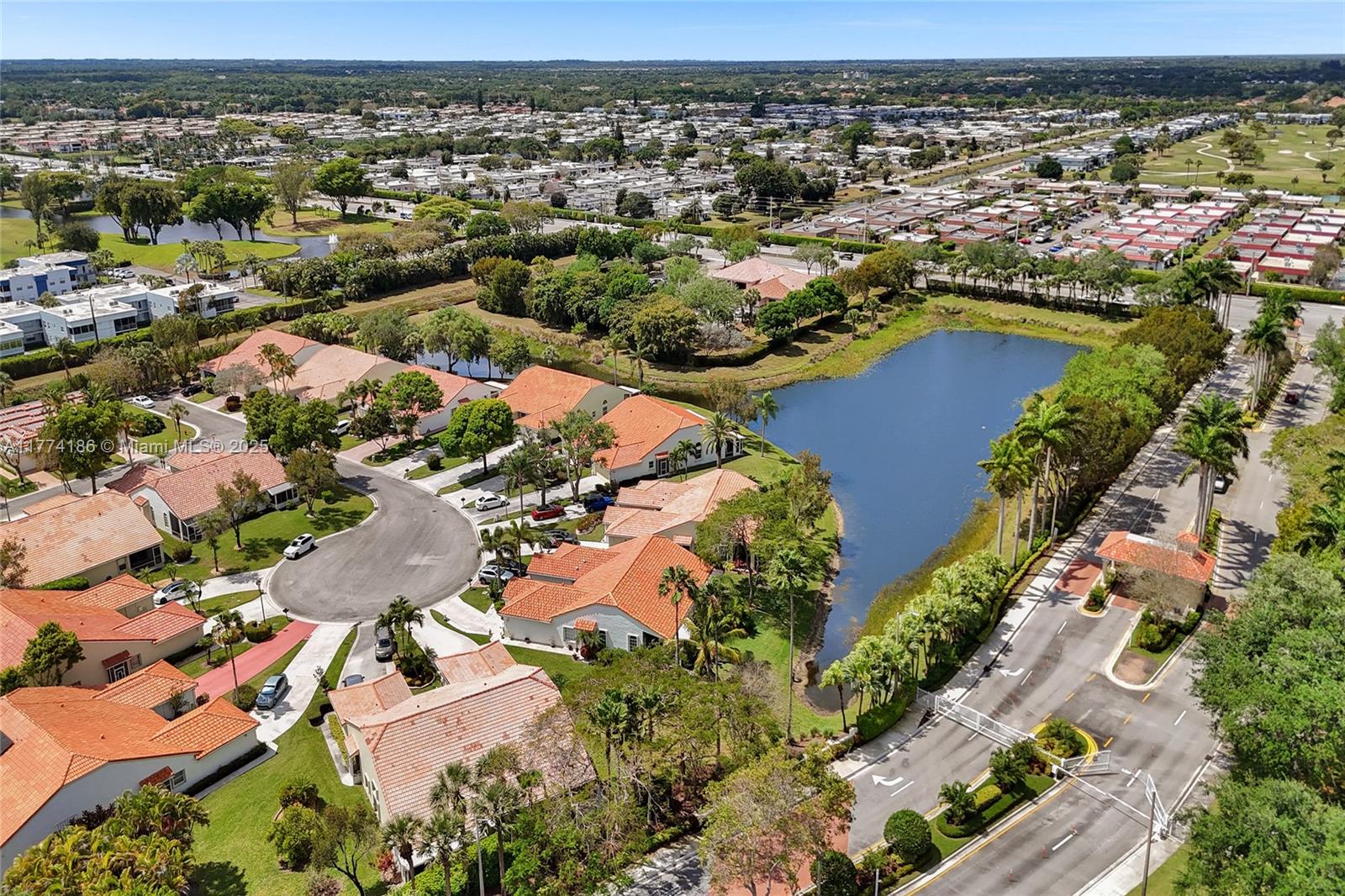 FLORAL LAKES 1 - Residential