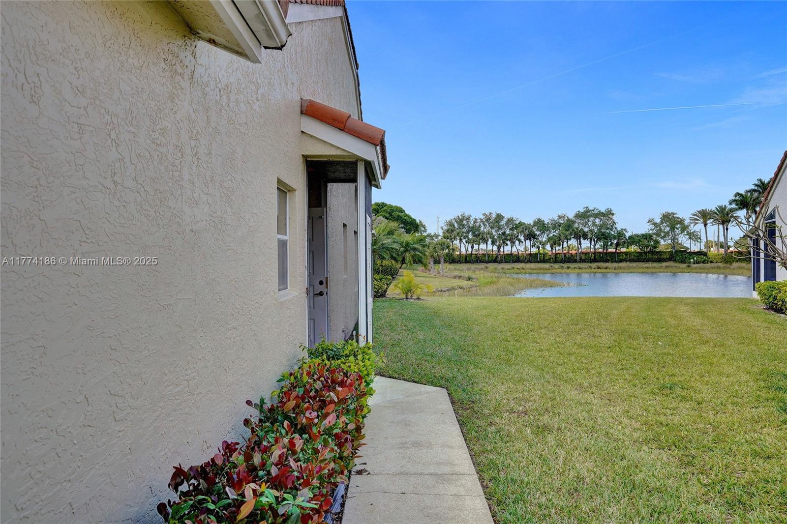 FLORAL LAKES 1 - Residential