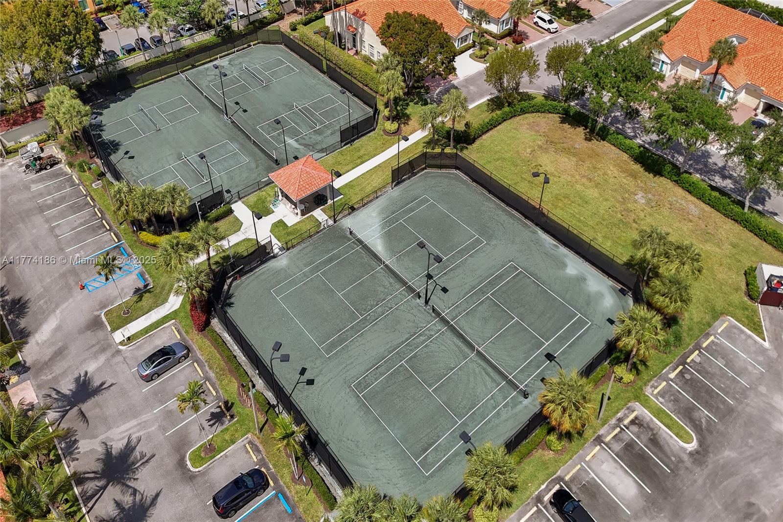 FLORAL LAKES 1 - Residential