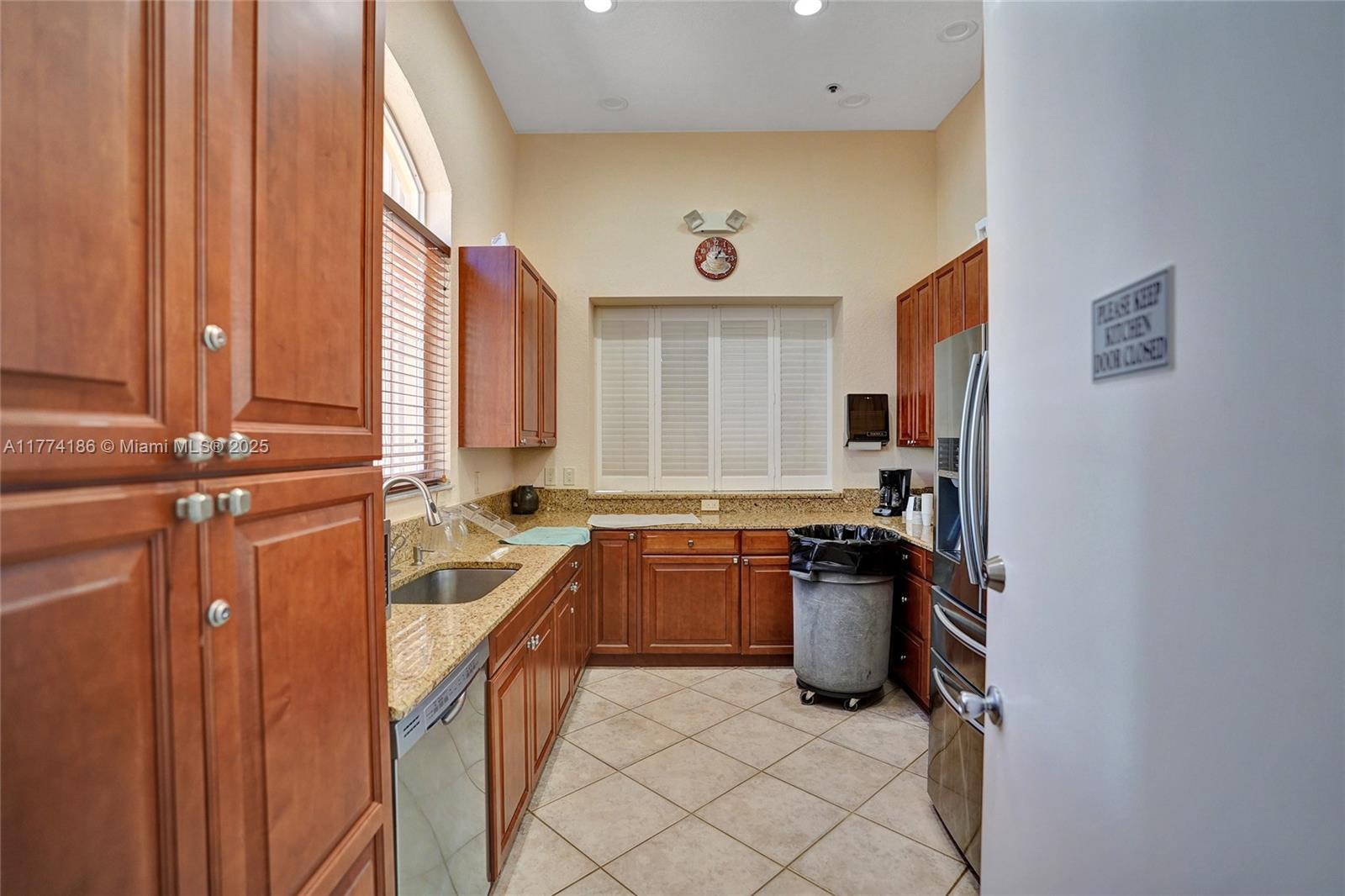 FLORAL LAKES 1 - Residential