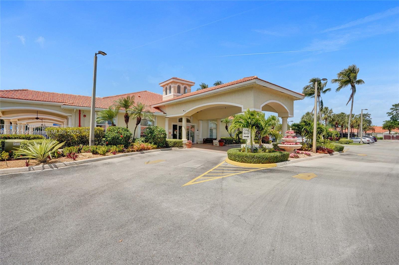 FLORAL LAKES 1 - Residential