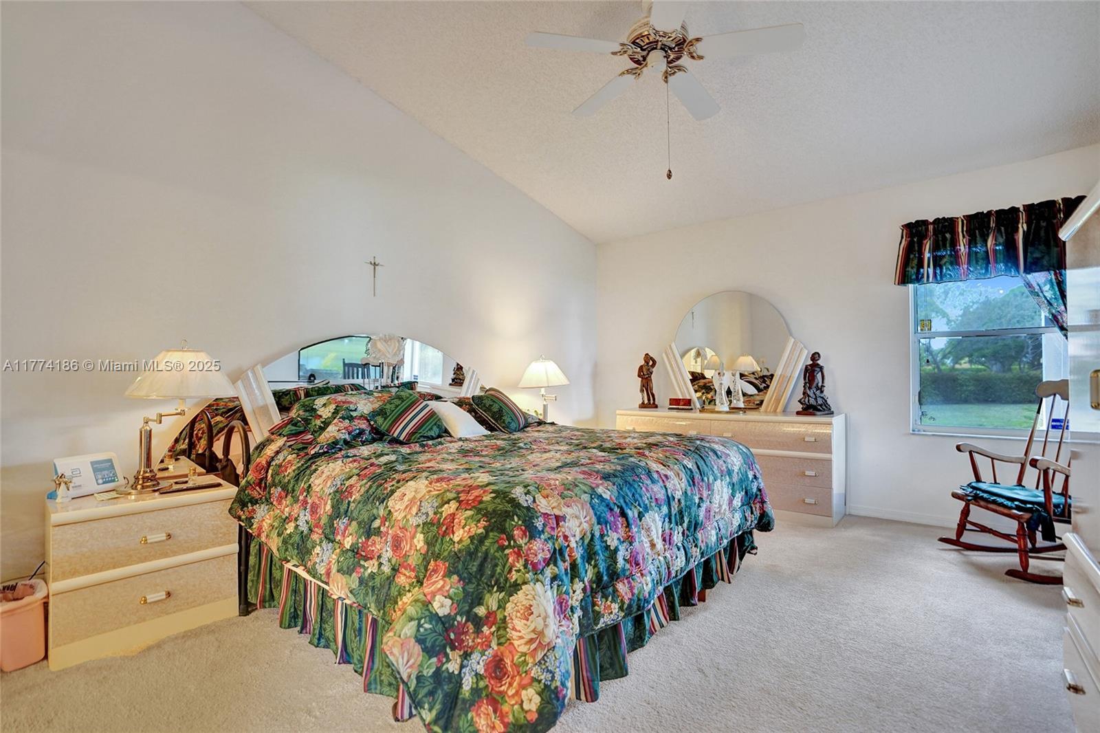 FLORAL LAKES 1 - Residential