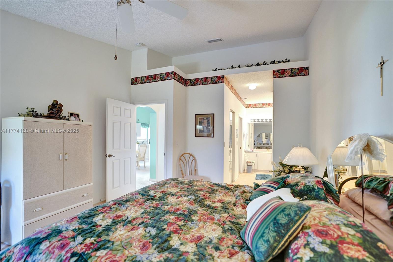 FLORAL LAKES 1 - Residential