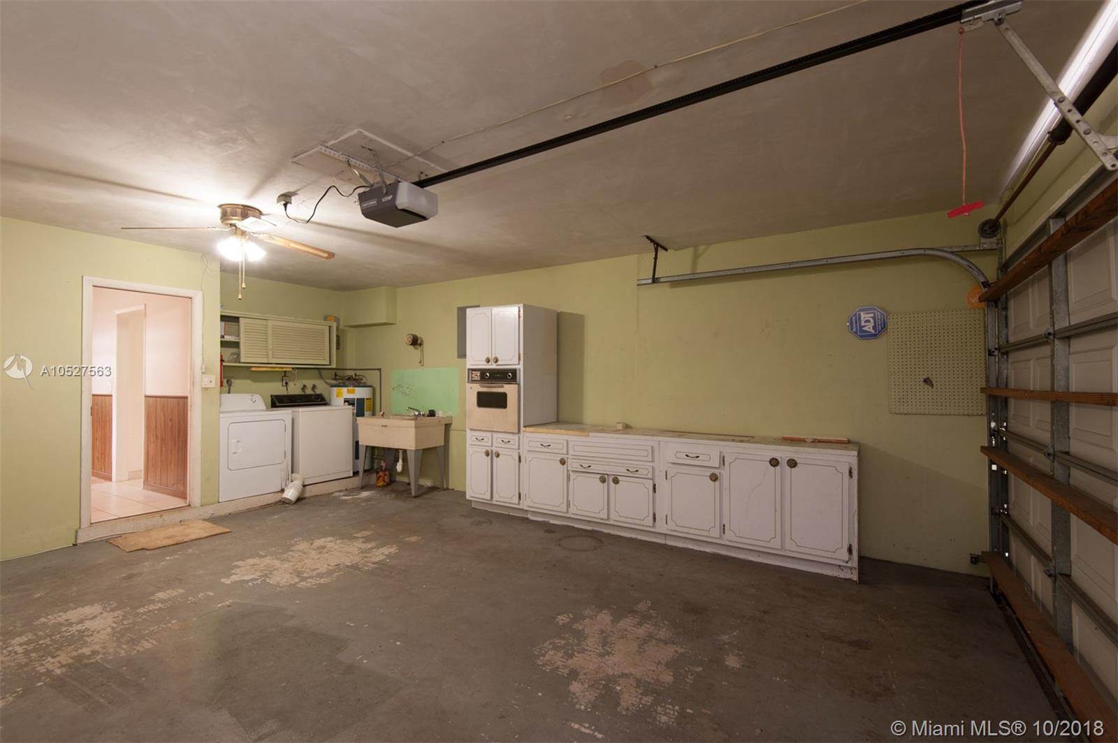 HOLLYWOOD HILLS AMEN PLAT - Residential