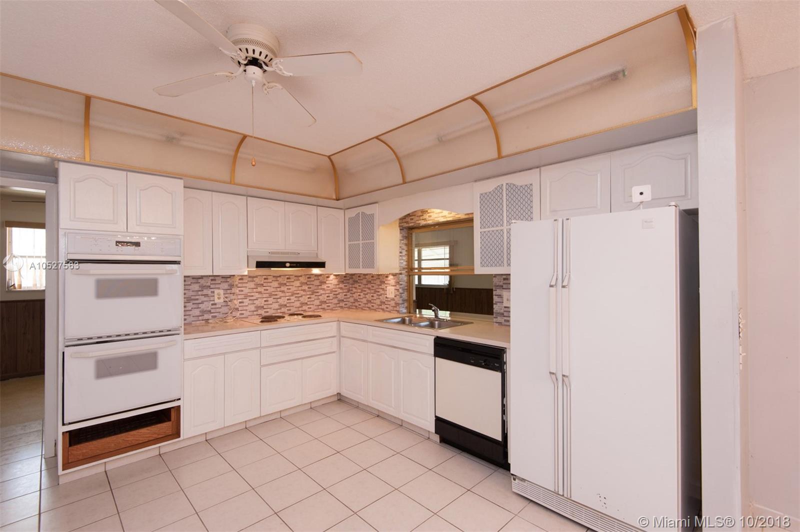 HOLLYWOOD HILLS AMEN PLAT - Residential