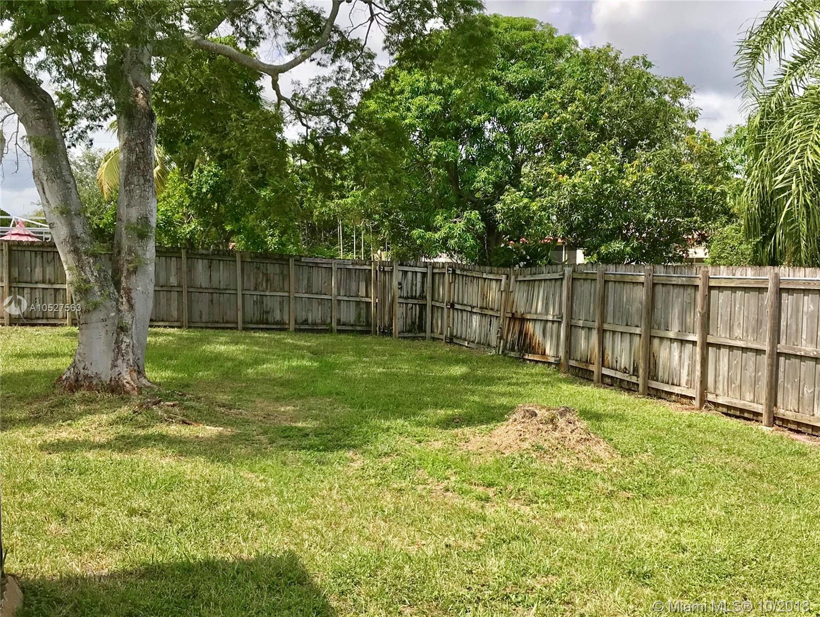 HOLLYWOOD HILLS AMEN PLAT - Residential