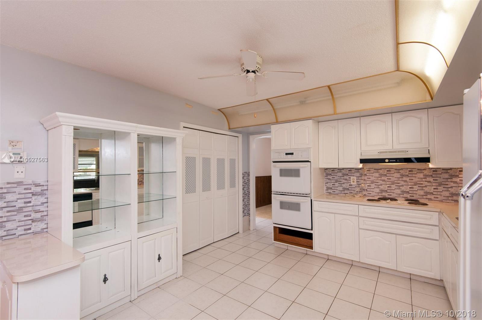 HOLLYWOOD HILLS AMEN PLAT - Residential